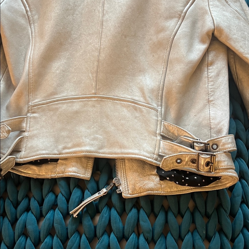 Joie Silver Leather Jacket- SZ Small - Picture 10 of 13